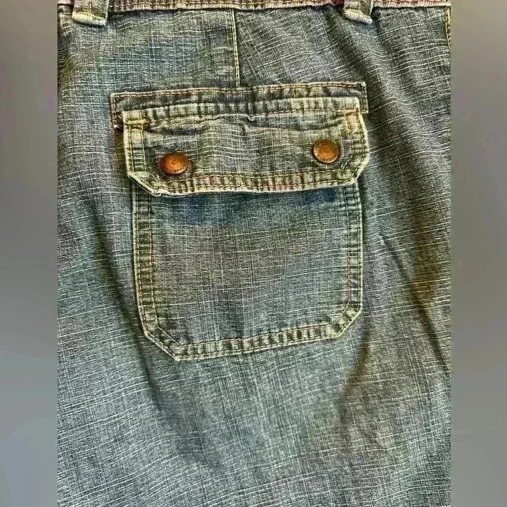 Liz Claiborne Size 10 Women’s Jeans/Capris. - Picture 2 of 10